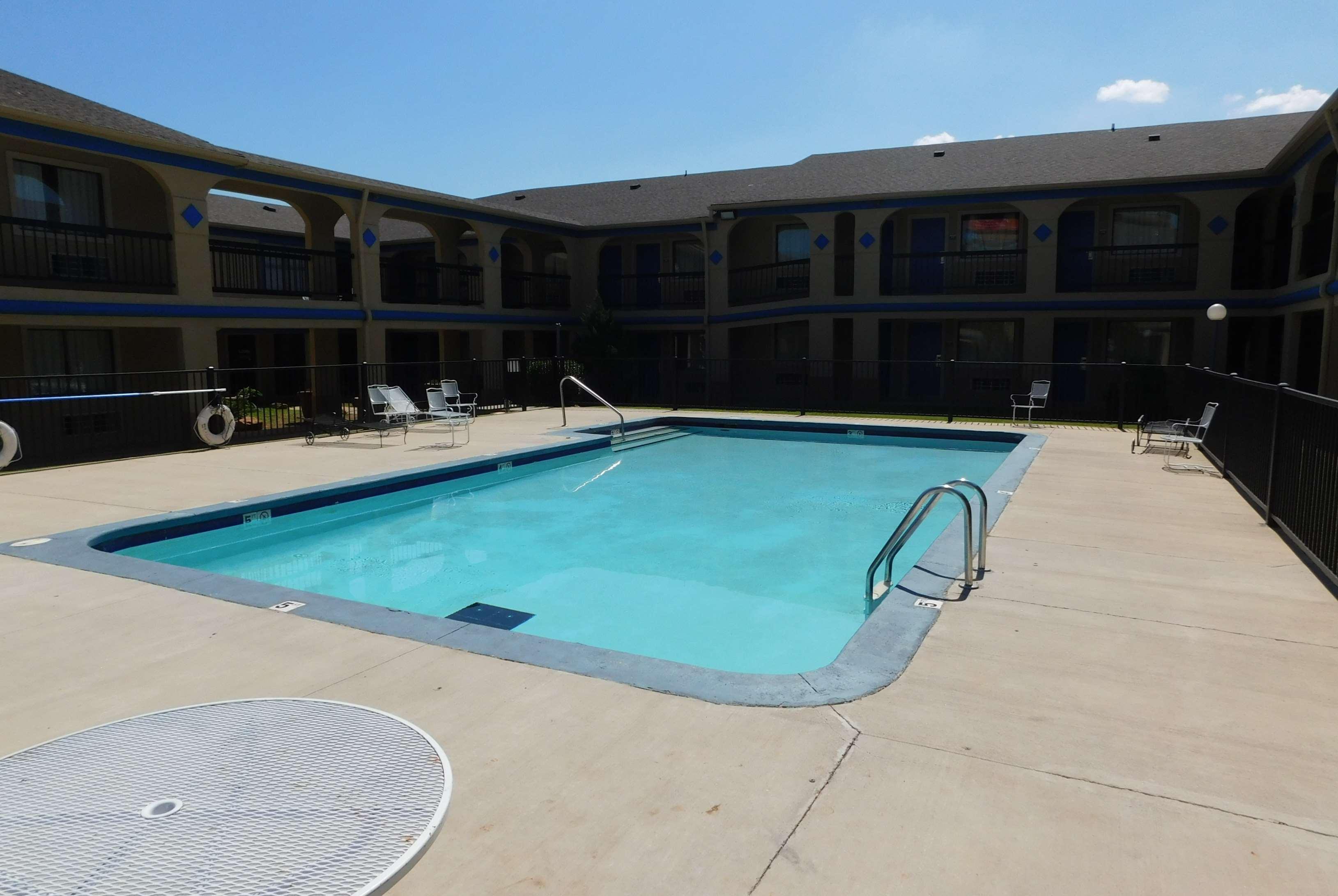 Days Inn By Wyndham Oklahoma City Nw Expressway Warr Acres Luaran gambar
